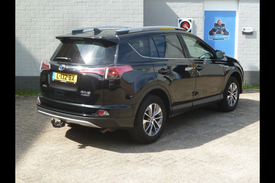 Toyota RAV4 2.5 Hybrid AWD Dynamic|Camera|Elektr.Achterklep|Stoelverwarming|Trekhaak|Lane-Assist|1650KG Trekvermogen