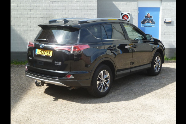 Toyota RAV4 2.5 Hybrid AWD Dynamic|Camera|Elektr.Achterklep|Stoelverwarming|Trekhaak|Lane-Assist|1650KG Trekvermogen