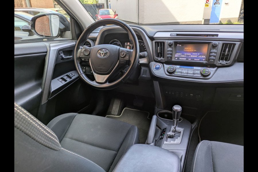Toyota RAV4 2.5 Hybrid AWD Dynamic|Camera|Elektr.Achterklep|Stoelverwarming|Trekhaak|Lane-Assist|1650KG Trekvermogen