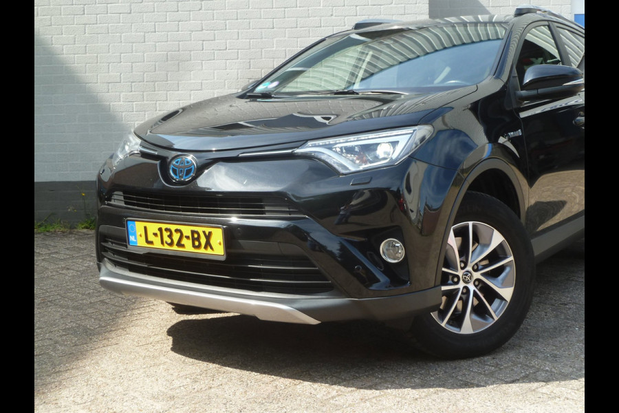 Toyota RAV4 2.5 Hybrid AWD Dynamic|Camera|Elektr.Achterklep|Stoelverwarming|Trekhaak|Lane-Assist|1650KG Trekvermogen
