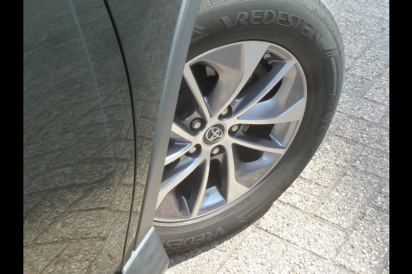 Toyota RAV4 2.5 Hybrid AWD Dynamic|Camera|Elektr.Achterklep|Stoelverwarming|Trekhaak|Lane-Assist|1650KG Trekvermogen