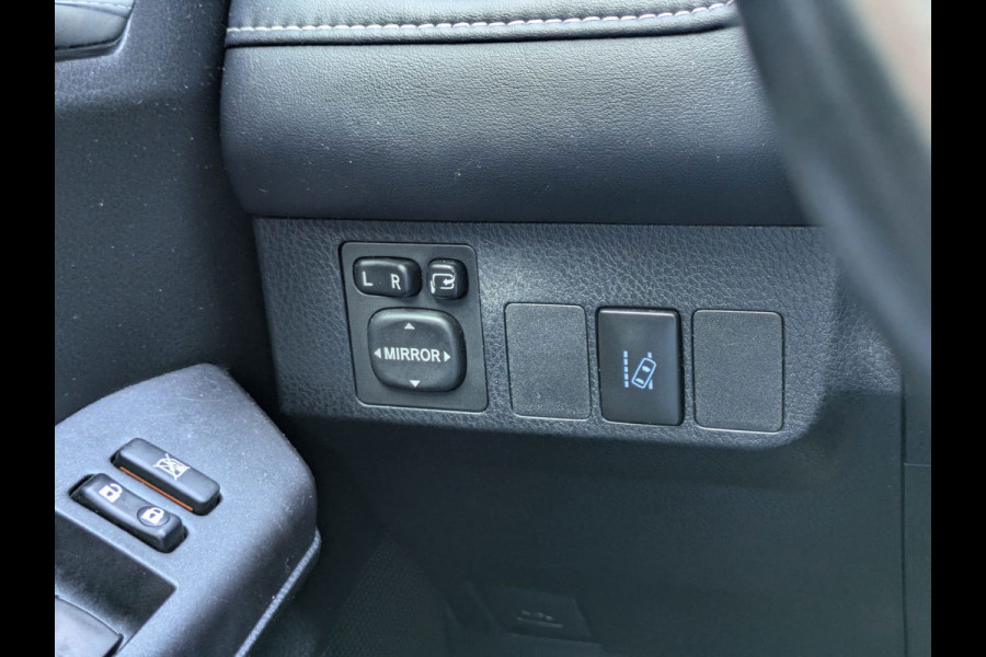 Toyota RAV4 2.5 Hybrid AWD Dynamic|Camera|Elektr.Achterklep|Stoelverwarming|Trekhaak|Lane-Assist|1650KG Trekvermogen