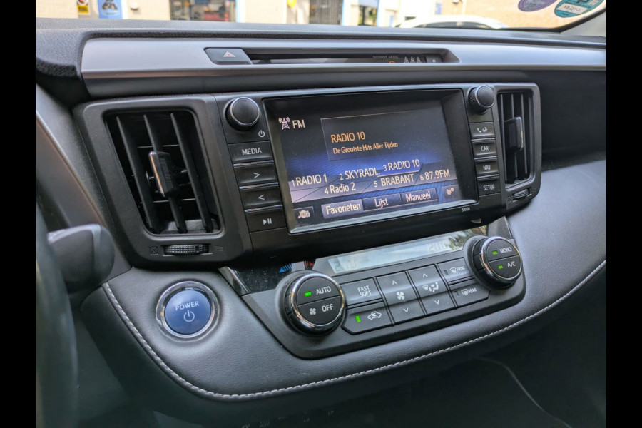 Toyota RAV4 2.5 Hybrid AWD Dynamic|Camera|Elektr.Achterklep|Stoelverwarming|Trekhaak|Lane-Assist|1650KG Trekvermogen