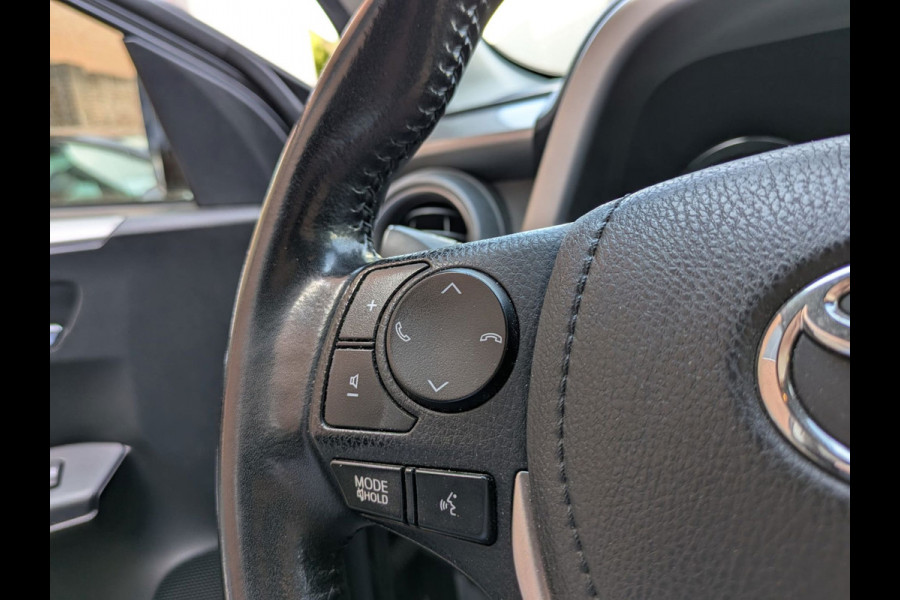 Toyota RAV4 2.5 Hybrid AWD Dynamic|Camera|Elektr.Achterklep|Stoelverwarming|Trekhaak|Lane-Assist|1650KG Trekvermogen