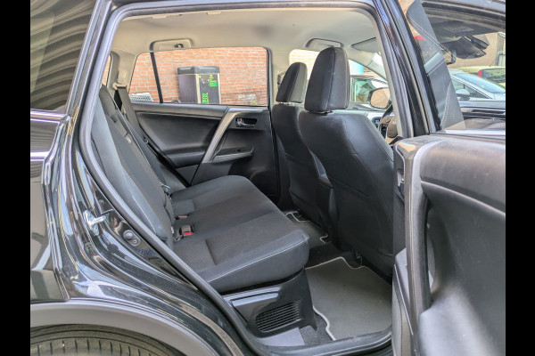 Toyota RAV4 2.5 Hybrid AWD Dynamic|Camera|Elektr.Achterklep|Stoelverwarming|Trekhaak|Lane-Assist|1650KG Trekvermogen