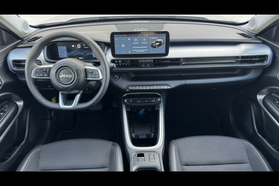 Jeep Avenger Summit 54 kWh Clima Camera Carplay Adaptive Cruise PDC voor en achter Half Leder
