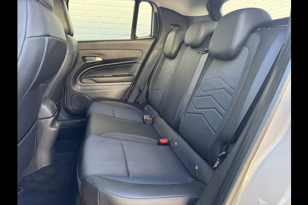 Jeep Avenger Summit 54 kWh Clima Camera Carplay Adaptive Cruise PDC voor en achter Half Leder