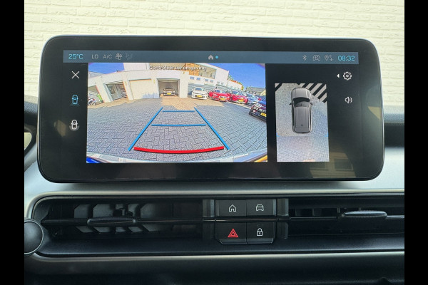 Jeep Avenger Summit 54 kWh Clima Camera Carplay Adaptive Cruise PDC voor en achter Half Leder