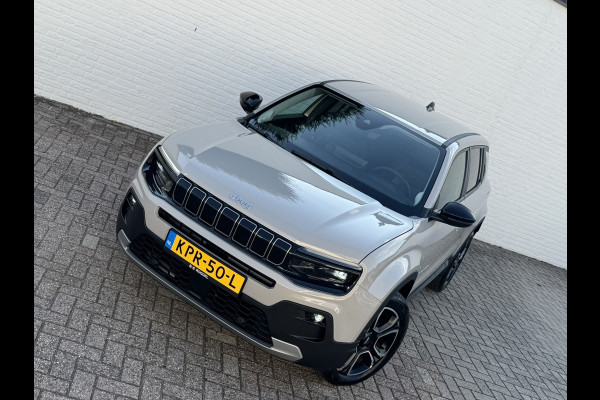 Jeep Avenger Summit 54 kWh Clima Camera Carplay Adaptive Cruise PDC voor en achter Half Leder