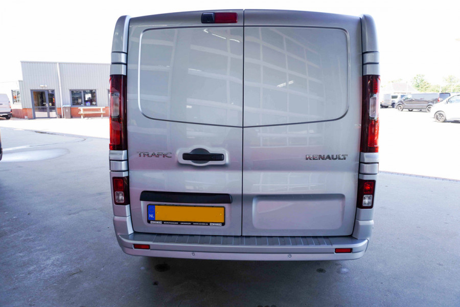 Renault Trafic 2.0 Blue dCi 170PK T29 L2H1 Extra DC Automaat nr. V038 | Climate | Cruise | Navi | Camera
