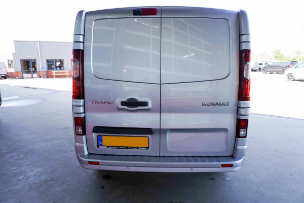 Renault Trafic 2.0 Blue dCi 170PK T29 L2H1 Extra DC Automaat nr. V038 | Climate | Cruise | Navi | Camera