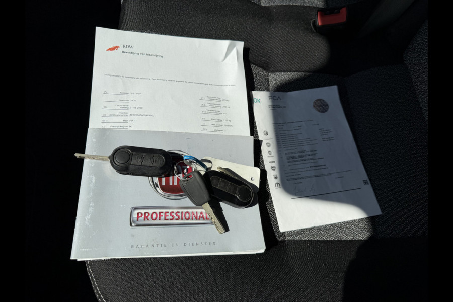 Fiat Ducato 35 2.3 MultiJet 16-pk L3H2 Maxi / vaste prijs rijklaar € 15.950 ex btw / euro 6 / bpm vrij / lease vanaf € 269 / dubbele schuifdeur / cruise en climate control / standkachel / imperial