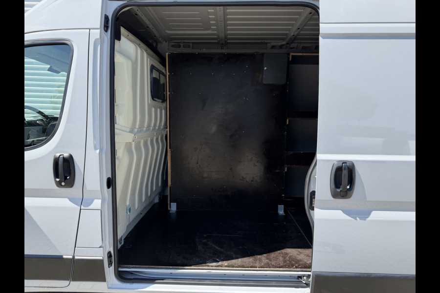 Fiat Ducato 35 2.3 MultiJet 16-pk L3H2 Maxi / vaste prijs rijklaar € 15.950 ex btw / euro 6 / bpm vrij / lease vanaf € 269 / dubbele schuifdeur / cruise en climate control / standkachel / imperial