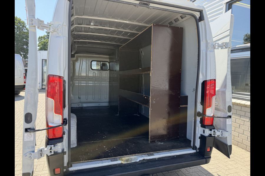 Fiat Ducato 35 2.3 MultiJet 16-pk L3H2 Maxi / vaste prijs rijklaar € 15.950 ex btw / euro 6 / bpm vrij / lease vanaf € 269 / dubbele schuifdeur / cruise en climate control / standkachel / imperial
