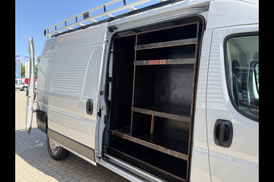 Fiat Ducato 35 2.3 MultiJet 16-pk L3H2 Maxi / vaste prijs rijklaar € 15.950 ex btw / euro 6 / bpm vrij / lease vanaf € 269 / dubbele schuifdeur / cruise en climate control / standkachel / imperial