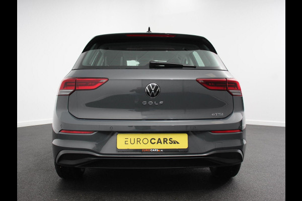 Volkswagen Golf 1.0 eTSI 110pk Automaat Life Climate control LED Lane Assist App Connect Cruise Control Climatronic Lichtmetalen Velgen Velgen Winterpakket