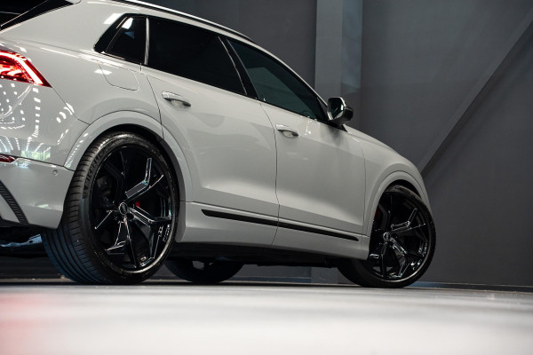 Audi Q8 4.0 TFSI SQ8 quattro *Bang & Olufsen / Panorama / Vierwielbesturing / HUD / Surround-view / Standverwarming*