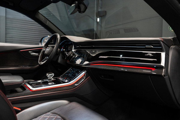 Audi Q8 4.0 TFSI SQ8 quattro *Bang & Olufsen / Panorama / Vierwielbesturing / HUD / Surround-view / Standverwarming*