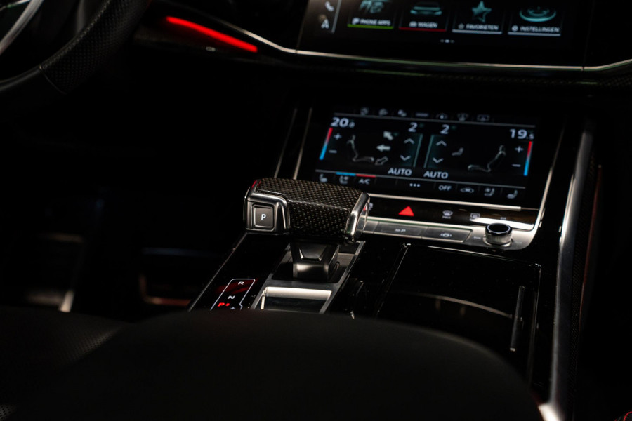 Audi Q8 4.0 TFSI SQ8 quattro *Bang & Olufsen / Panorama / Vierwielbesturing / HUD / Surround-view / Standverwarming*
