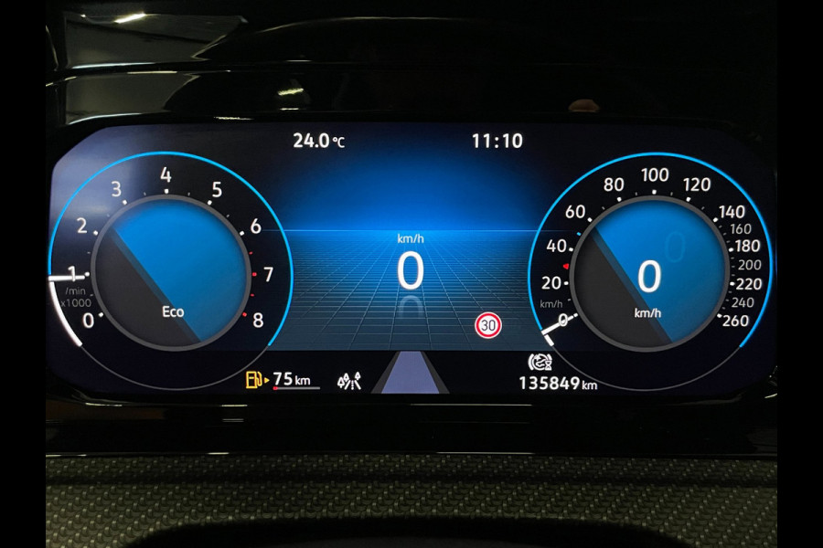 Volkswagen Golf 1.5 TSI R-Line|131 PK|PANORAMADAK|DIGITAL COCKPIT|KUIPSTOELEN|ACC|APPLE CARPLAY|ANDROID AUTO|NAP|NL-AUTO|INCL.BTW|