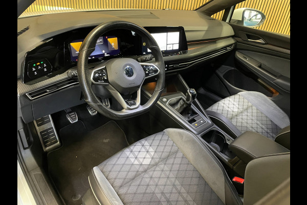 Volkswagen Golf 1.5 TSI R-Line|131 PK|PANORAMADAK|DIGITAL COCKPIT|KUIPSTOELEN|ACC|APPLE CARPLAY|ANDROID AUTO|NAP|NL-AUTO|INCL.BTW|