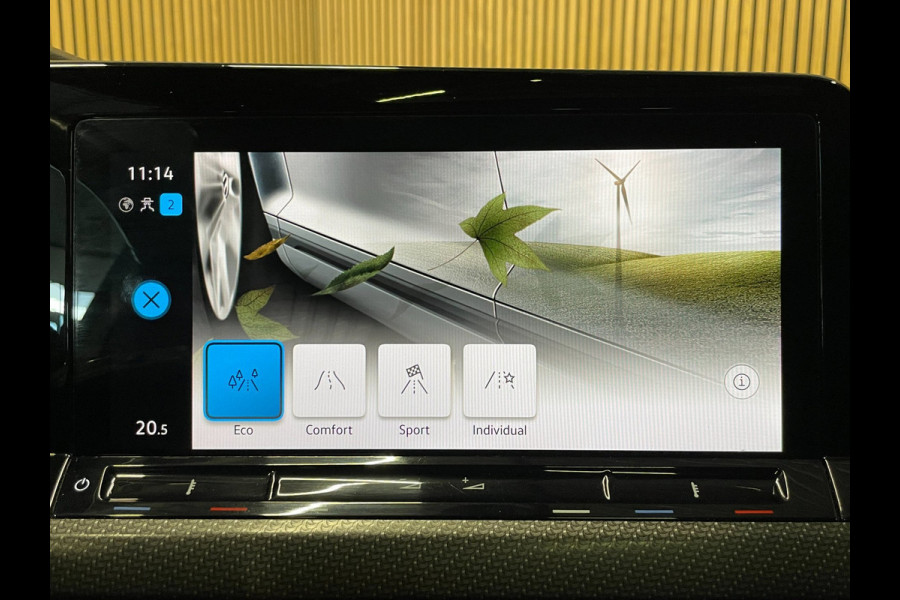 Volkswagen Golf 1.5 TSI R-Line|131 PK|PANORAMADAK|DIGITAL COCKPIT|KUIPSTOELEN|ACC|APPLE CARPLAY|ANDROID AUTO|NAP|NL-AUTO|INCL.BTW|