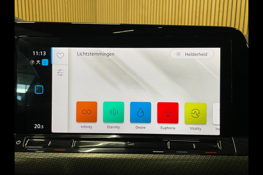 Volkswagen Golf 1.5 TSI R-Line|131 PK|PANORAMADAK|DIGITAL COCKPIT|KUIPSTOELEN|ACC|APPLE CARPLAY|ANDROID AUTO|NAP|NL-AUTO|INCL.BTW|