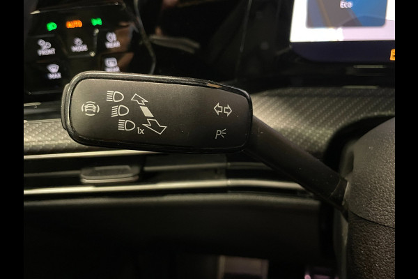 Volkswagen Golf 1.5 TSI R-Line|131 PK|PANORAMADAK|DIGITAL COCKPIT|KUIPSTOELEN|ACC|APPLE CARPLAY|ANDROID AUTO|NAP|NL-AUTO|INCL.BTW|