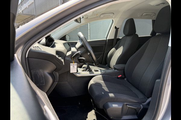 Peugeot 308 SW BWJ 2020 | 1.2T 111PK ACTIVE | CLIMA | NAVI | CARPLAY | CRUISE | LICHTMETAAL | PDC | PRIVACY GLASS |