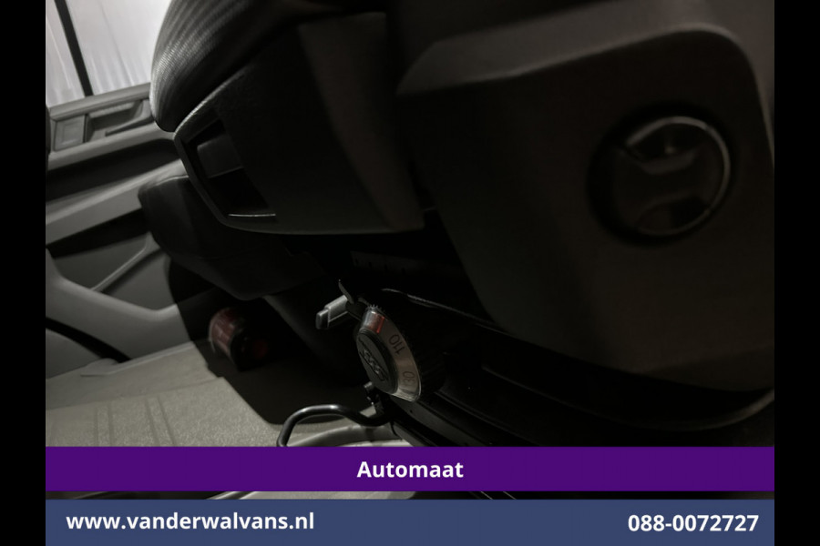 Volkswagen Crafter 2.0 TDI 141pk Automaat L3H3 L2H2 Euro6 Airco | Camera | Navigatie | Apple Carplay Android Auto, Chauffeursstoel, Parkeersensoren, Leder, Bijrijdersbank, 3000kg trekvermogen