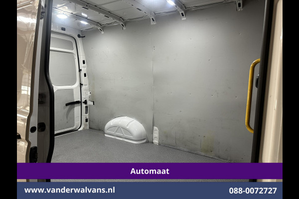 Volkswagen Crafter 2.0 TDI 141pk Automaat L3H3 L2H2 Euro6 Airco | Camera | Navigatie | Apple Carplay Android Auto, Chauffeursstoel, Parkeersensoren, Leder, Bijrijdersbank, 3000kg trekvermogen