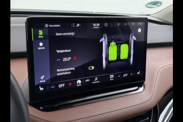 Škoda ENYAQ iV 60 Panoramadak Trekhaak Leder Adap.Cruise Stoel+Stuur+Achterbankverwarming Camera 3-Zone Ecc SOH 90% Keyless Navi Pdc Elek.Achterklep Apple Carplay Android Auto P-Assist Privacy Glas Led Lmv 20" 1.000KG Trekgewicht 1e Eigenaar Origineel Nederlandse Auto Zeer compleet