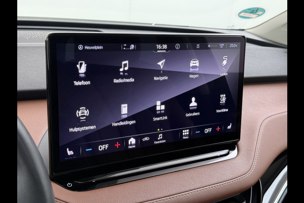 Škoda ENYAQ iV 60 Panoramadak Trekhaak Leder Adap.Cruise Stoel+Stuur+Achterbankverwarming Camera 3-Zone Ecc SOH 90% Keyless Navi Pdc Elek.Achterklep Apple Carplay Android Auto P-Assist Privacy Glas Led Lmv 20" 1.000KG Trekgewicht 1e Eigenaar Origineel Nederlandse Auto Zeer compleet