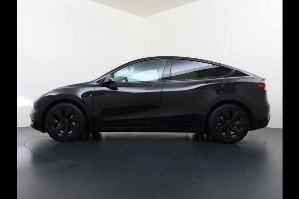Tesla Model Y RWD 58 kWh AFNEEMBARE TREKHAAK | FABRIEKSGARANTIE OP ACCU & AANDRIJFLIJN TOT 03-2031 OF 160.000 KM | CARBON LIJSTEN |