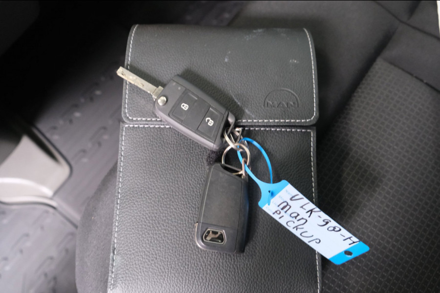 MAN TGE 50 2.0 Extra Lang DL Pick-up - Airco, Cruise, Navi, Camera, Carplay, Trekhaak.