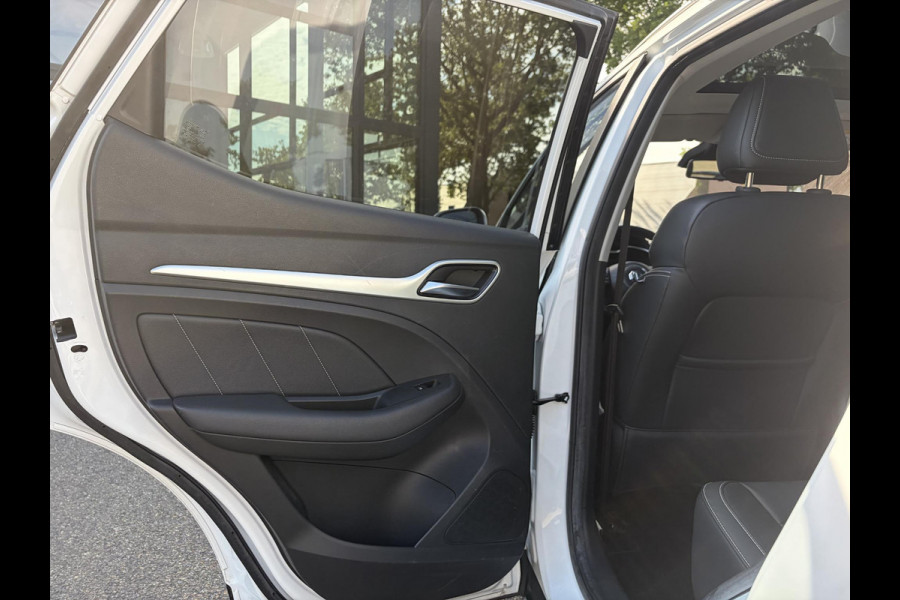 MG Mg Zs EV Luxury 45 kWh AUTOMAAT | PANORAMA DAK | SOH 95%| LEDER | CAMARA | NET ONDERHOUD GEHAD BIJ MG, RIJKLAAR! |
