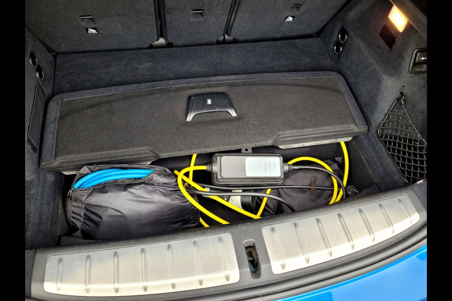BMW X2 XDrive25e M-sport Pano, Cam, ACC, Harman Kardon