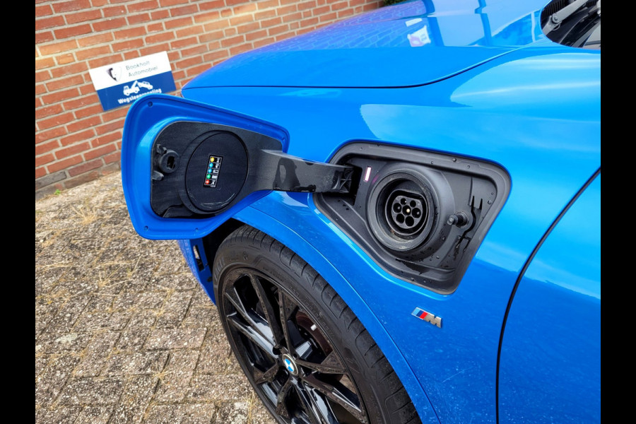 BMW X2 XDrive25e M-sport Pano, Cam, ACC, Harman Kardon
