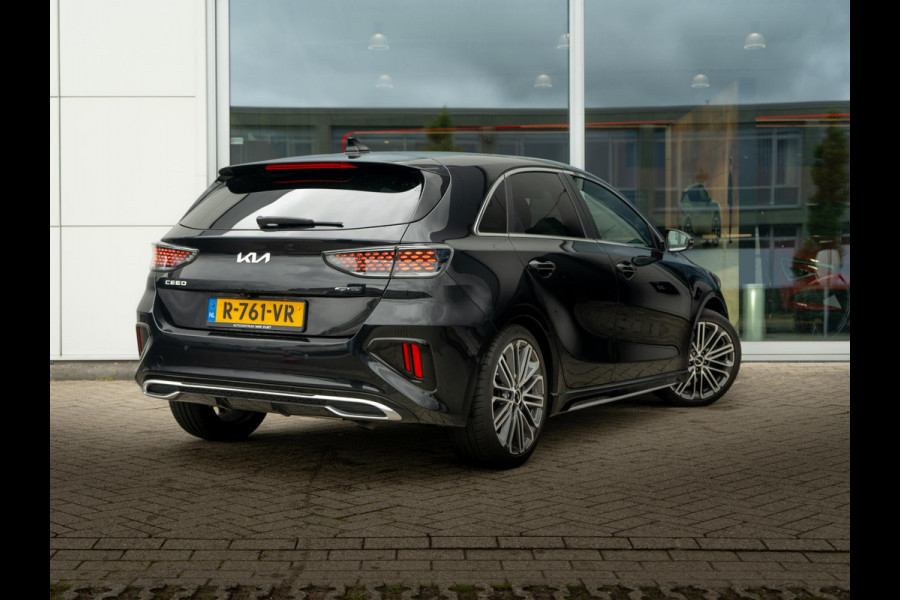 Kia Ceed 1.5 T-GDi GT-PlusLine | Schuifkantel dak | JBL | Stoel en stuurverwarming |