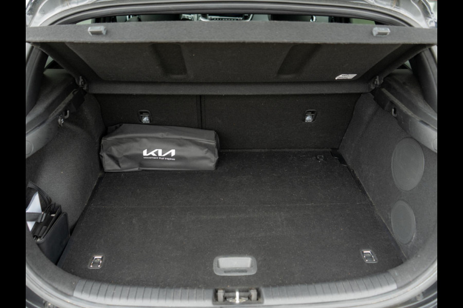Kia Ceed 1.5 T-GDi GT-PlusLine | Schuifkantel dak | JBL | Stoel en stuurverwarming |