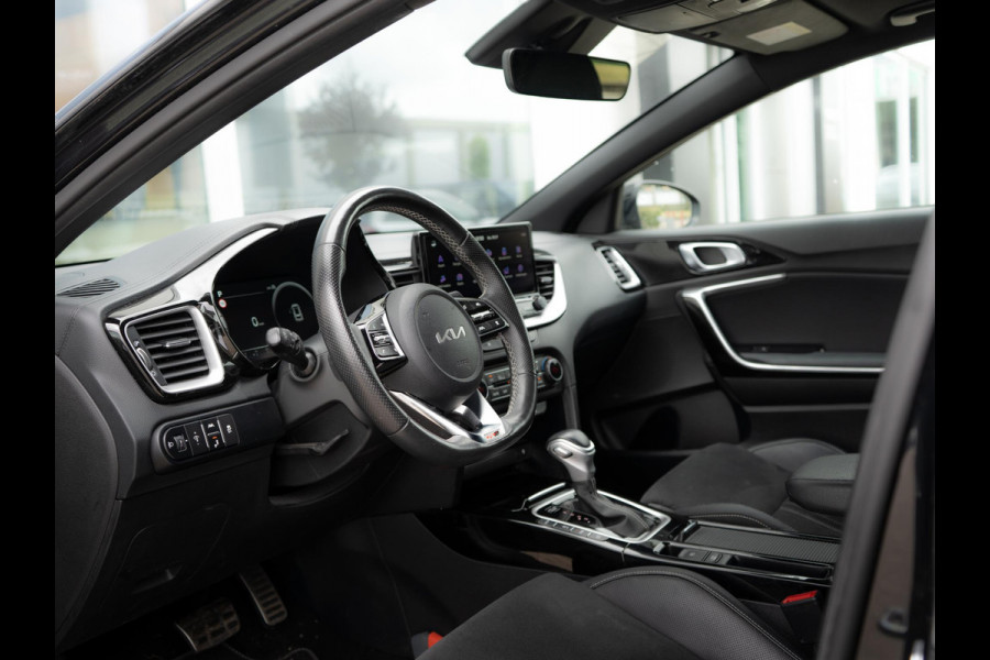 Kia Ceed 1.5 T-GDi GT-PlusLine | Schuifkantel dak | JBL | Stoel en stuurverwarming |