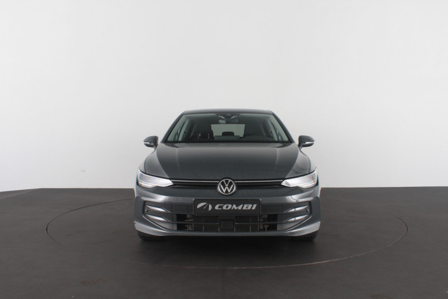 Volkswagen Golf 1.5 eTSI Life Edition > 18 inch/Dolphin Gray/Sfeerverlichting/Travel assist...