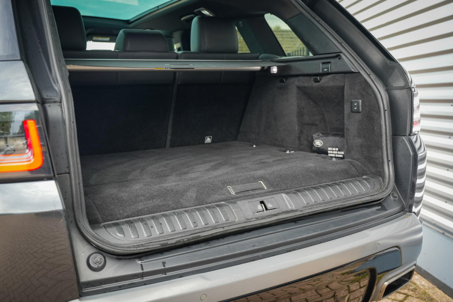 Land Rover Range Rover Sport 2.0 P400e SE R Dynamic Panoramadak Matrix LED Luchtvering Keyless Leer 21''LM