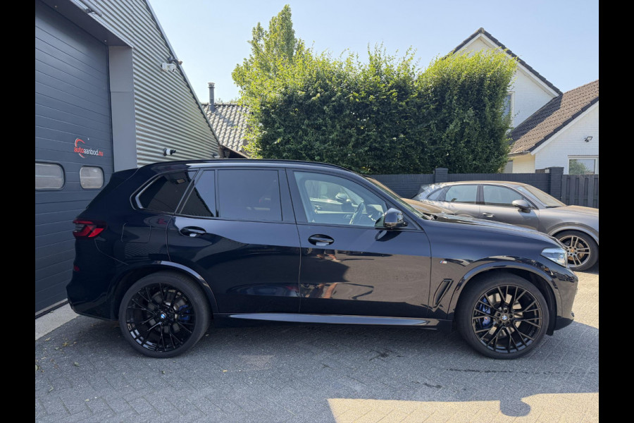 BMW X5 xDrive45e High Executive M-Sport | Luchtvering | 22 Inch Lichtmetalen Velgen | Head-Up Display | Elektrische Trekhaak |