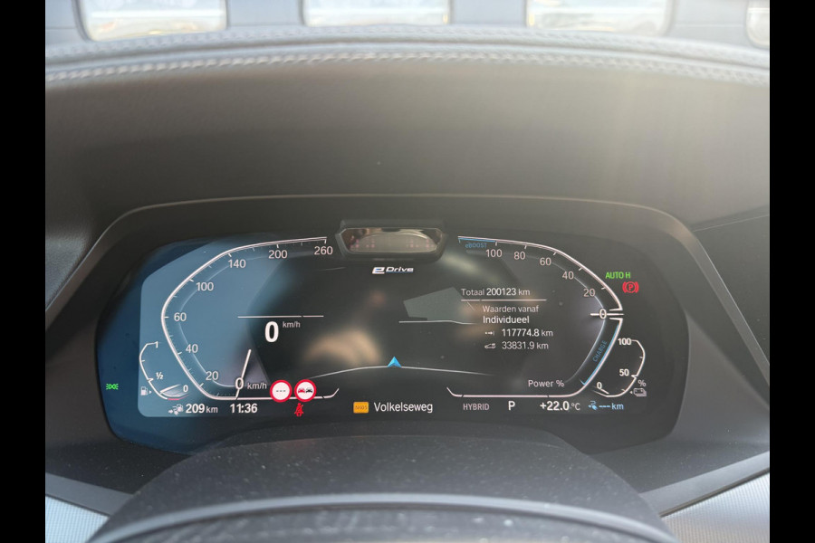 BMW X5 xDrive45e High Executive M-Sport | Luchtvering | 22 Inch Lichtmetalen Velgen | Head-Up Display | Elektrische Trekhaak |