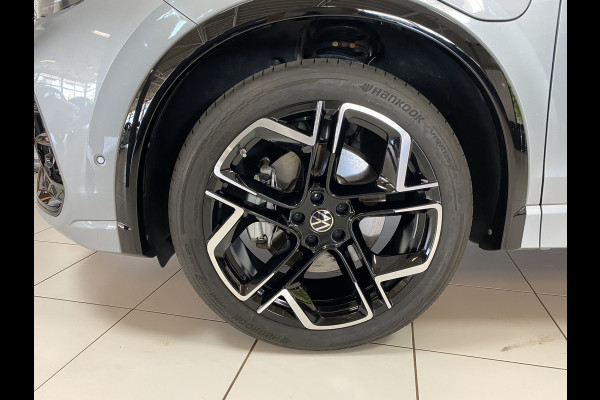 Volkswagen Tiguan 1.5 eHybrid R-Line Edition 272 PK Black-Style Panoramadak / Headup / Dynamic Light / harman-kardon / Trekhaak/ Leer / Massage stoelen