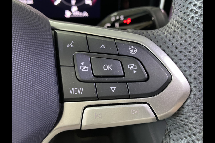 Volkswagen Tiguan 1.5 eHybrid R-Line Edition 272 PK Black-Style Panoramadak / Headup / Dynamic Light / harman-kardon / Trekhaak/ Leer / Massage stoelen