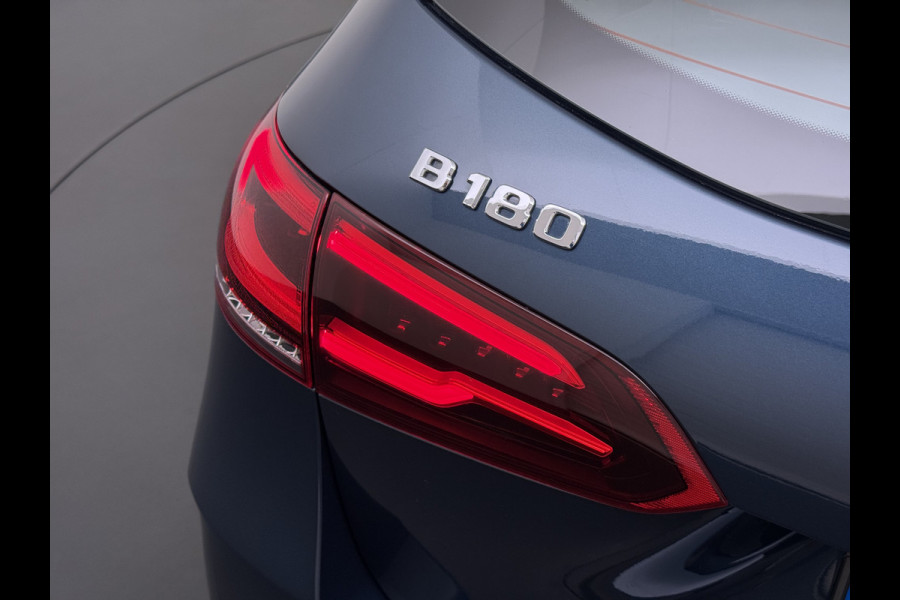 Mercedes-Benz B-Klasse 180 AMG line | Trekhaak