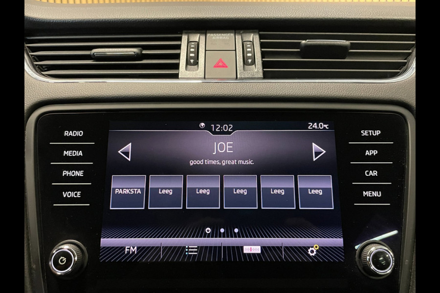 Škoda Octavia Combi 1.0 TSI|116 PK|TREKHAAK|APPLE CARPLAY|ACHTERUITCAMERA|CRUISE+CLIMATE CONTROL|STOELVERWARMING|LMV 17''|PDC V+A|