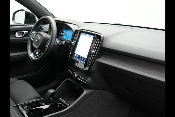 Volvo XC40 Recharge Twin Core 78 kWh 408pk Dealer O.H. | Warmtepomp | Camera | Stoelen & Stuur Verwarmd | Google Assistent | Apple Carplay | Cruise Control | DAB | Virtual Cockpit |